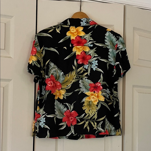 Vintage Caribbean Joe Black Floral Button Down Shirt Petite PM - Picture 4 of 4